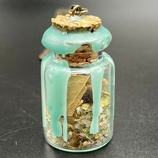 Prosperity Spell Jar Amulet