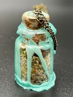 Prosperity Spell Jar Amulet